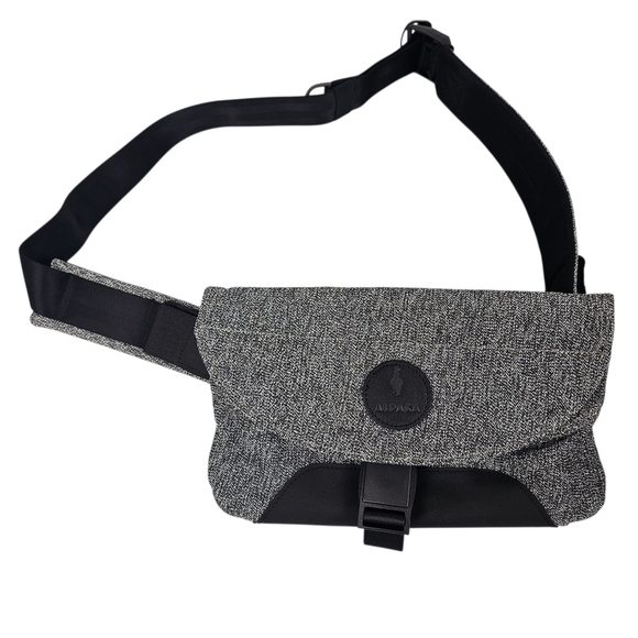 ALPAKA Air Sling Bag for Passport, Keys & Essentials - Picture 2 of 13